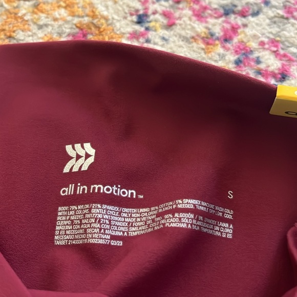 All In Motion (Target) leggings size small - Picture 2 of 3